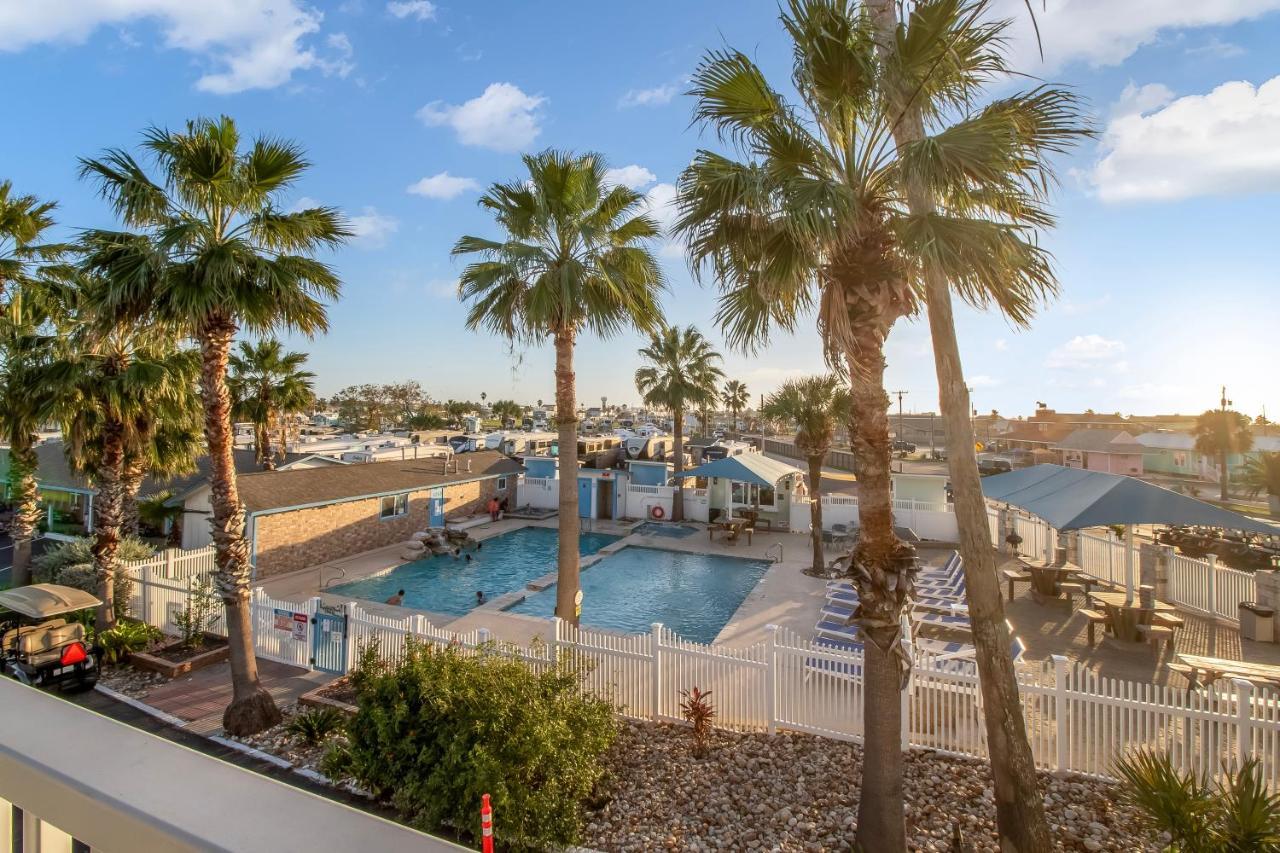 Tropic Island Resort Port Aransas Esterno foto