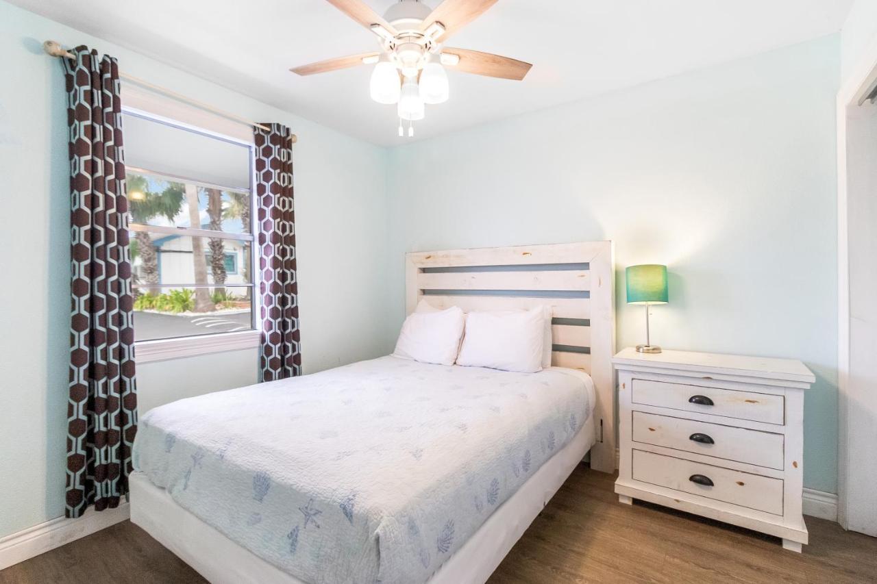 Tropic Island Resort Port Aransas Esterno foto